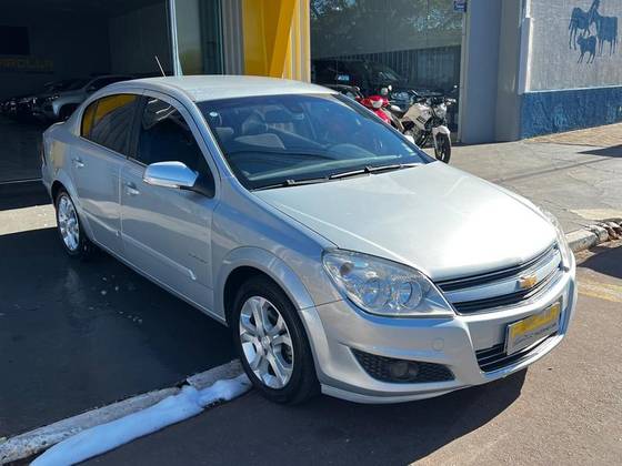 CHEVROLET VECTRA 2.0 MPFI ELEGANCE 8V FLEX 4P MANUAL CHEVROLET VECTRA 2.0 MPFI ELEGANCE 8V FLEX 4P MANUAL